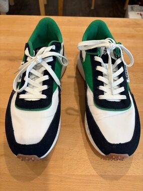 Reebok Retro Runner Sneakers in White, Navy & Green